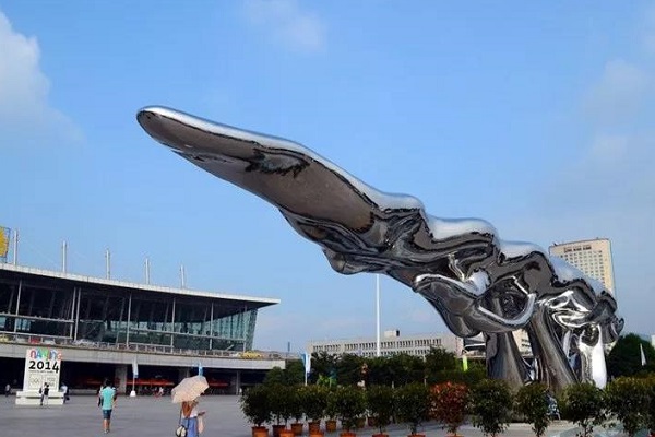 西安不銹鋼雕塑廠 西安不銹鋼雕塑廠